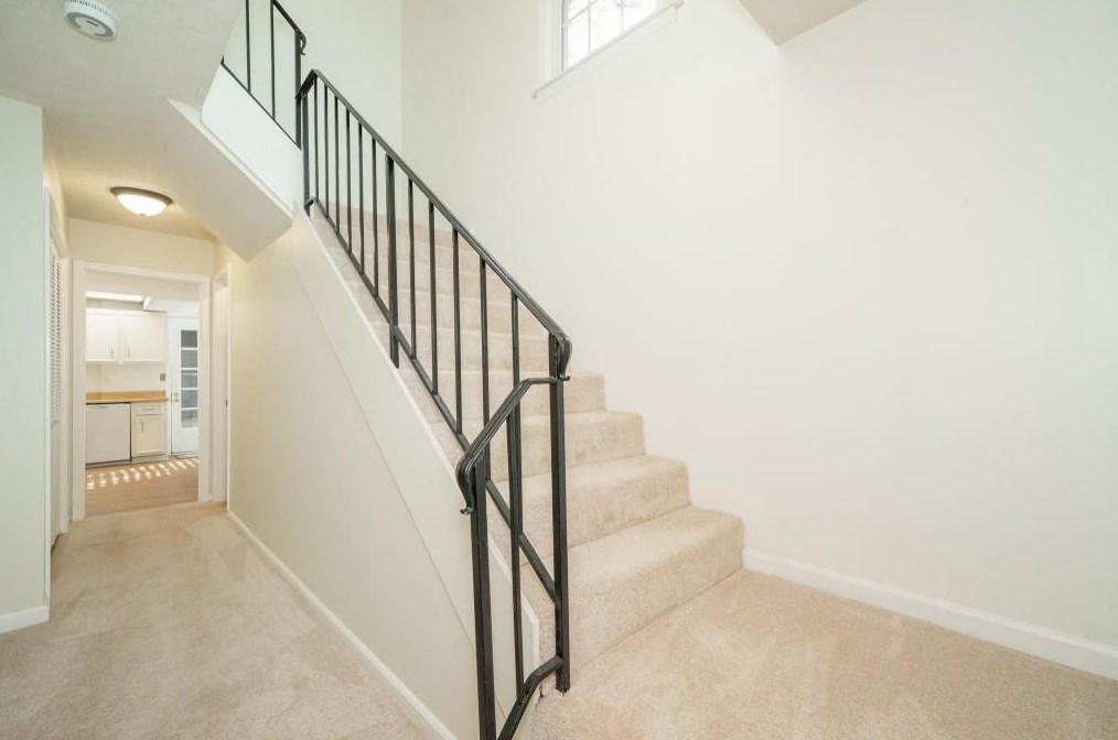 2902 Lavista Way, Decatur GA  30033-1108 exterior