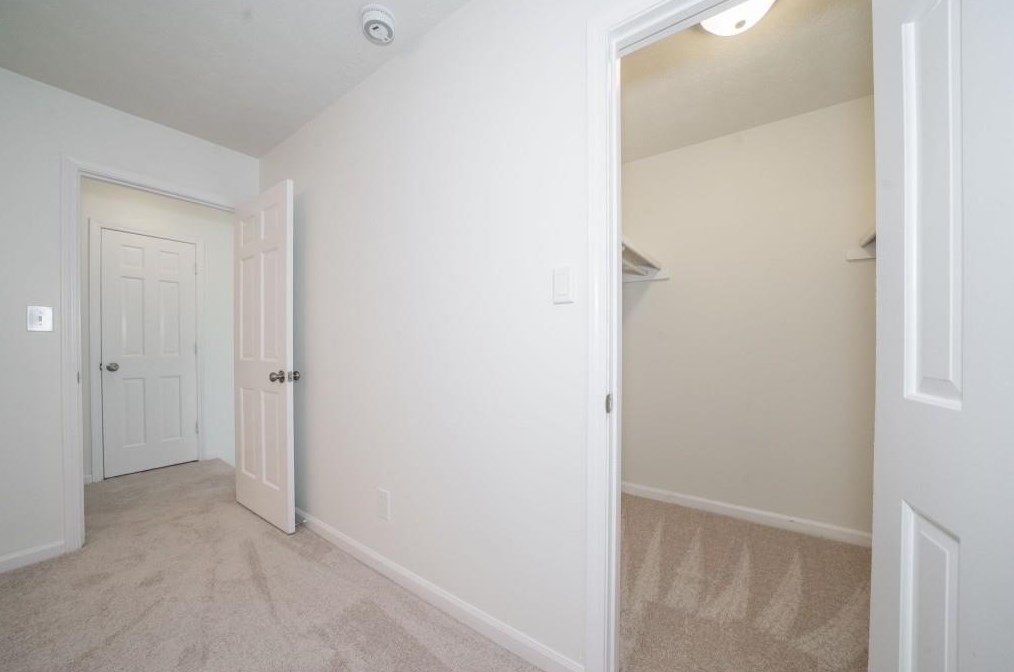 2902 Lavista Way, Decatur GA  30033-1108 exterior