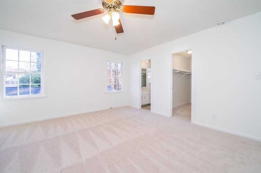 2902 Lavista Way, Decatur GA  30033-1108 exterior