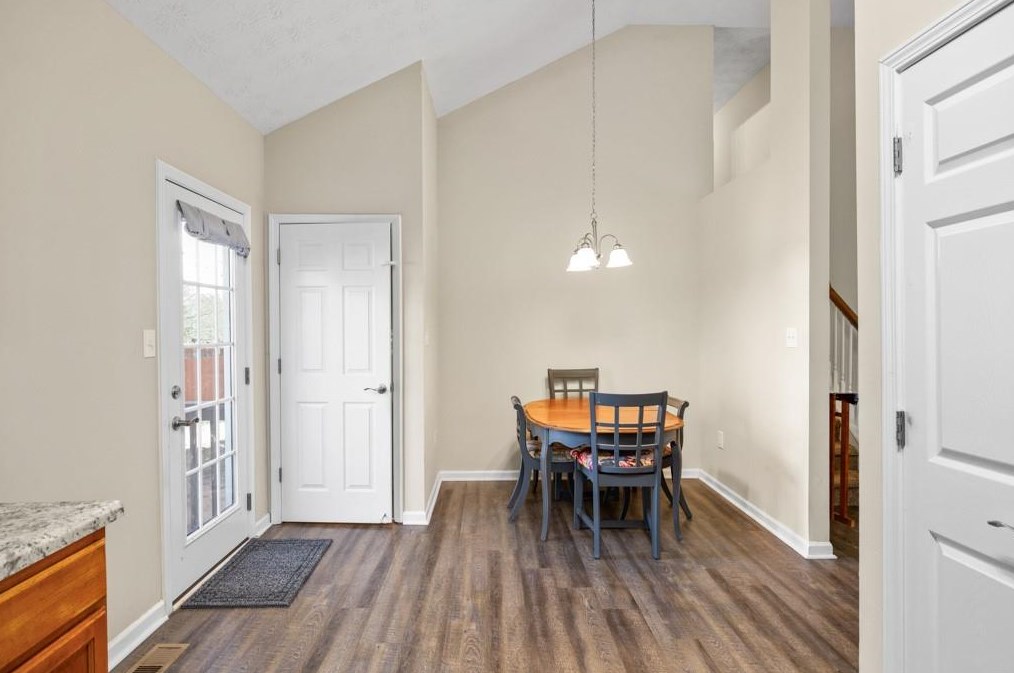 551 Bridgeport Pl, Monroe GA  30655-7817 exterior