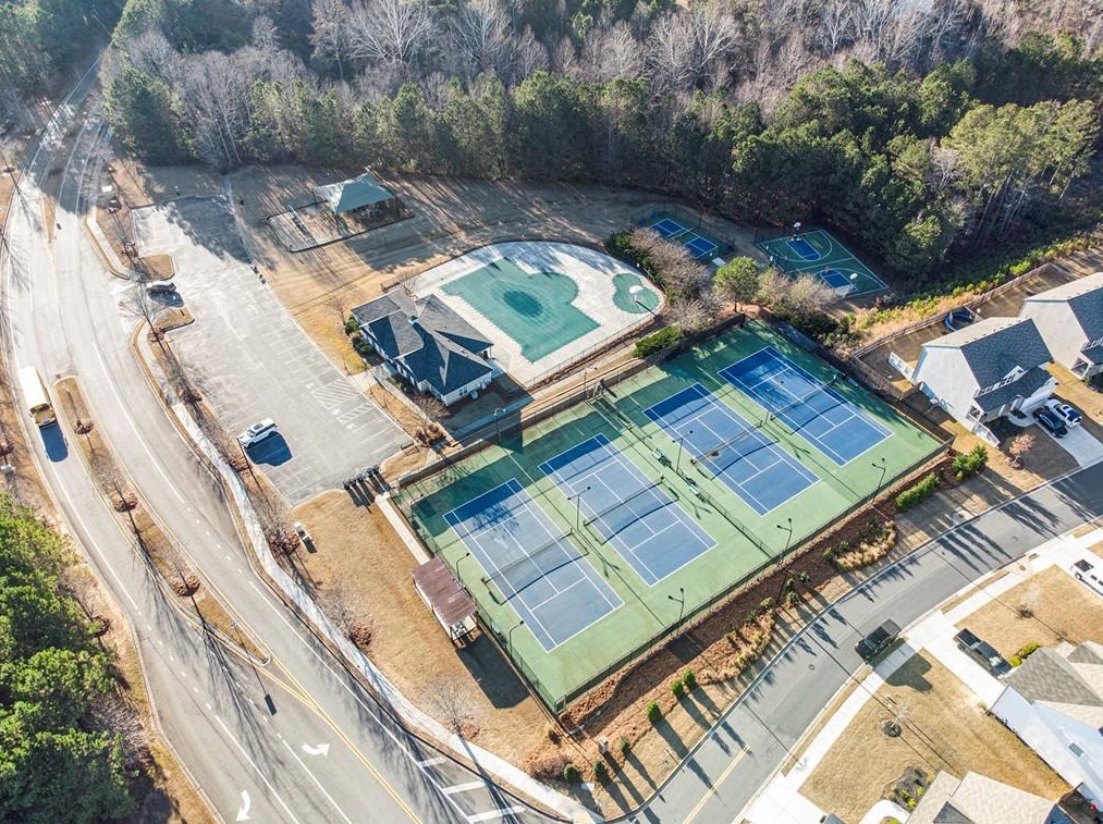 72 Cedarmont Way, Dallas GA  30132-0548 exterior