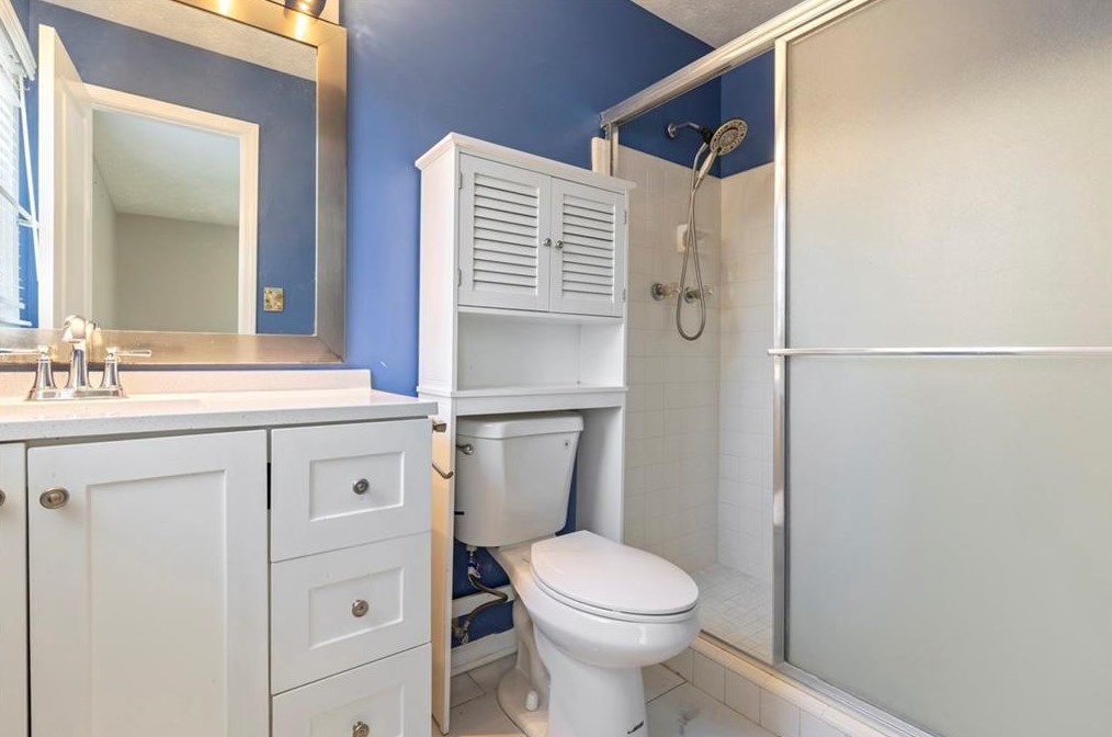 618 Rae Dr, Lawrenceville GA  30044-5641 exterior