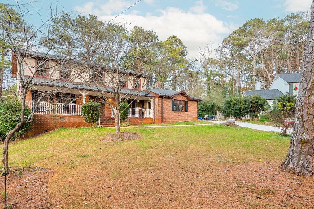 4512 Allgood Springs, Stone Mountain, GA 30083