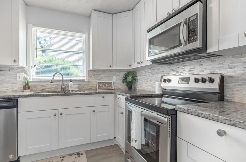 2018 Austin Dr, Decatur GA  30032-6103 exterior