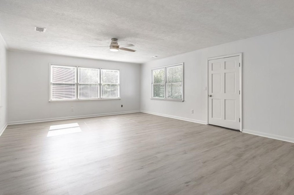 2018 Austin Dr, Decatur GA  30032-6103 exterior