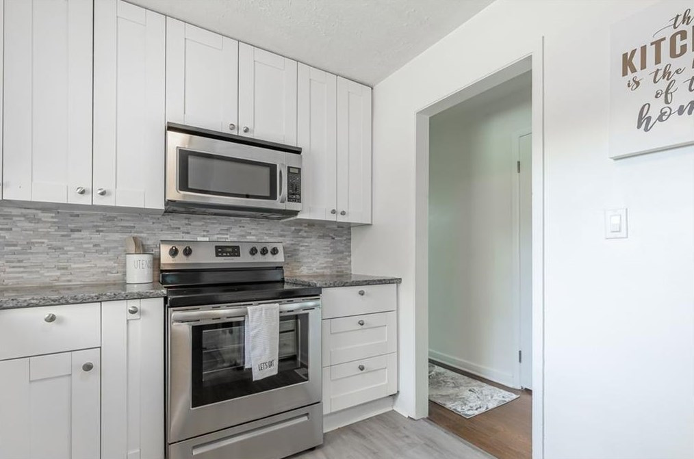 2018 Austin Dr, Decatur GA  30032-6103 exterior