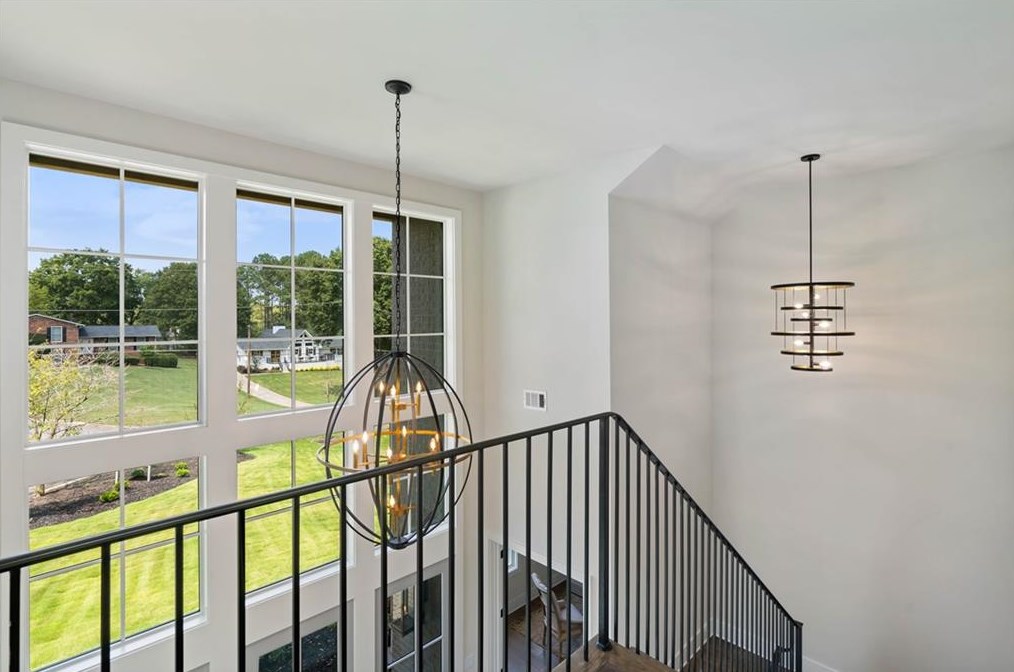 135 Mayfield Cir, Alpharetta GA  30009-1533 exterior