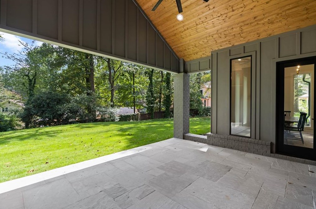 135 Mayfield Cir, Alpharetta GA  30009-1533 exterior