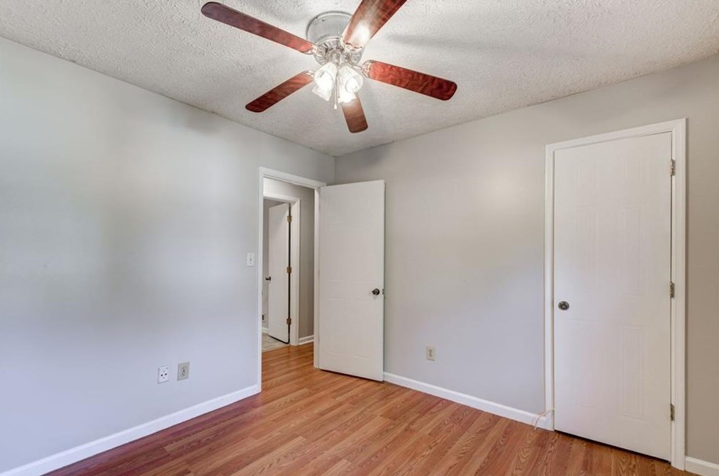 6753 Browns Ml Fry Ct, Lithonia GA 30038-4521 exterior