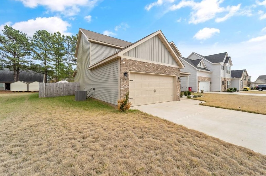 155 Arbor Crk, Warner Robins GA  31093-8958 exterior