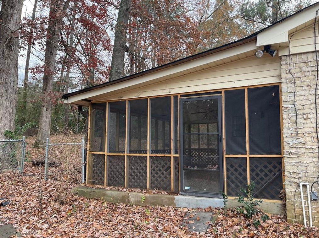 3136 Pheasant Dr, Decatur GA  30034-4408 exterior