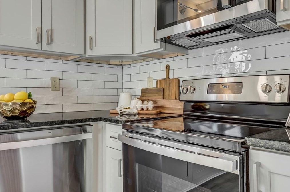 3242 Kingswood Gln, Decatur GA  30034-6709 exterior