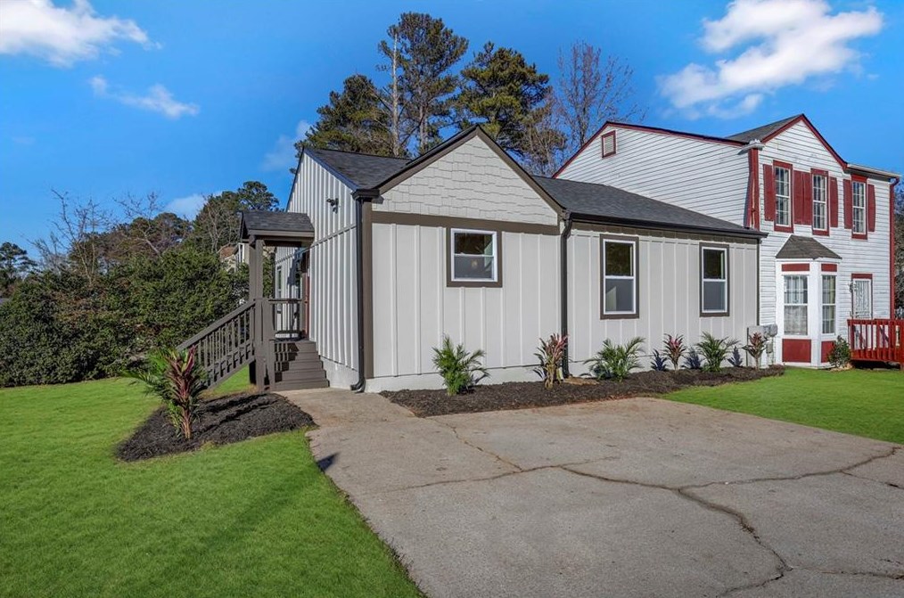 3242 Kingswood Gln, Decatur GA  30034-6709 exterior