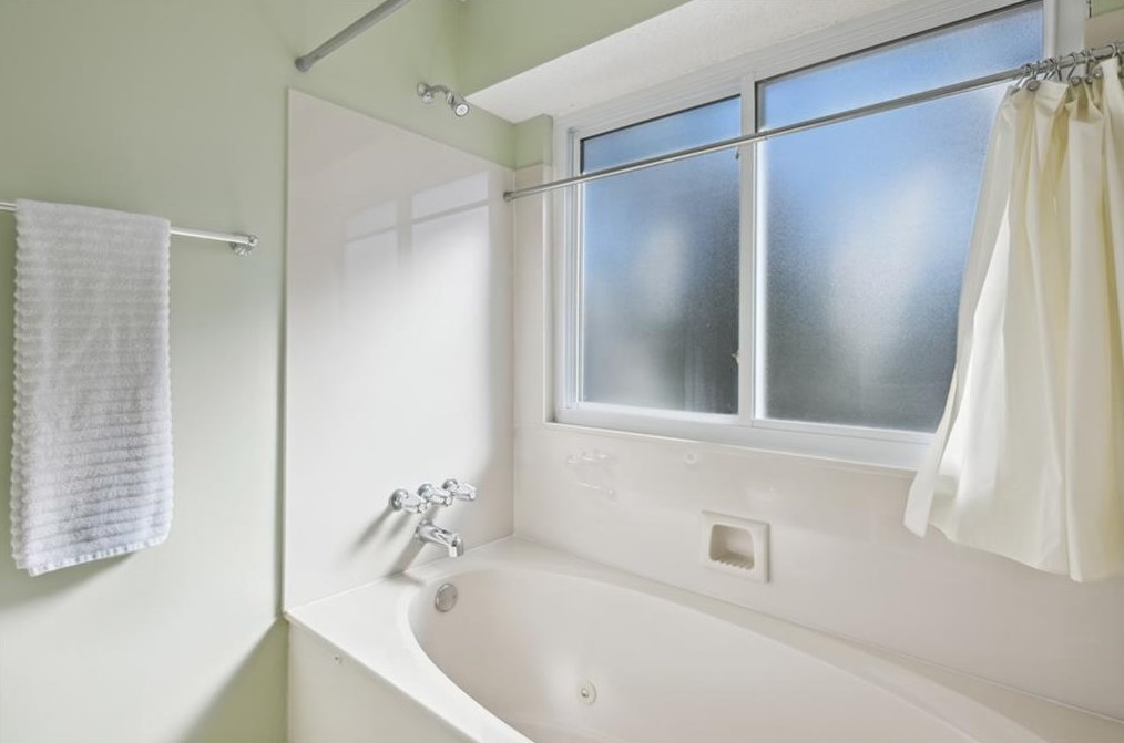 876 Wheatfields Ct, Decatur GA  30030-5306 exterior