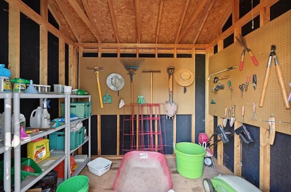 876 Wheatfields Ct, Decatur GA  30030-5306 exterior