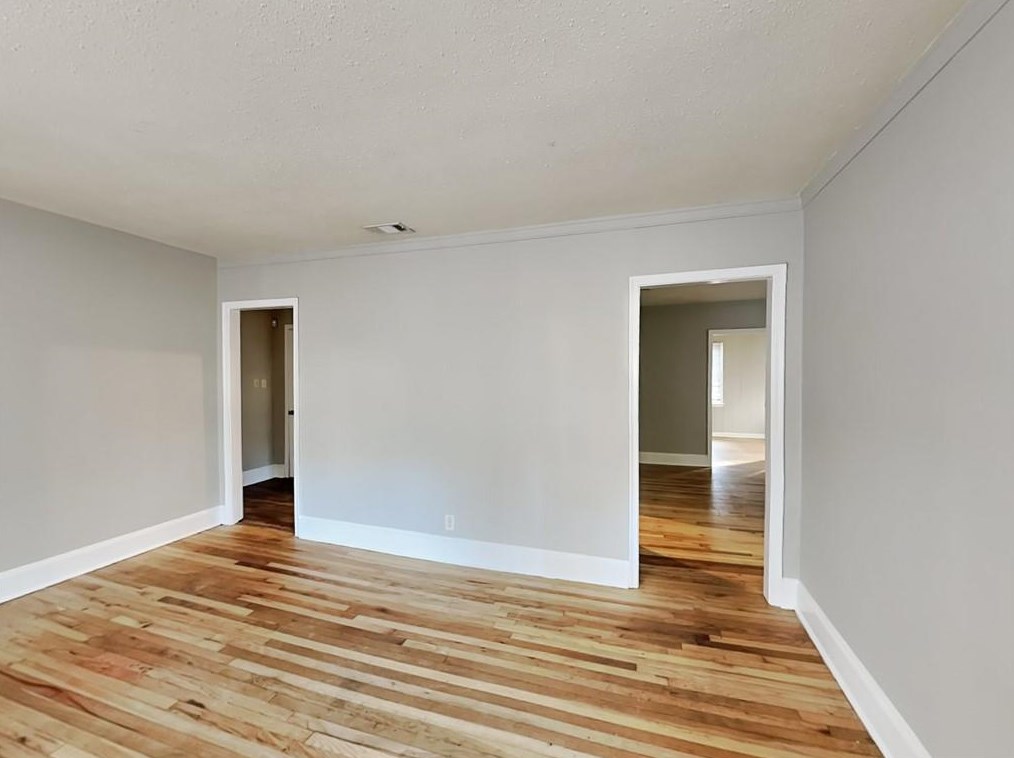 450 Westmeath Dr, Atlanta GA  30310-1534 exterior