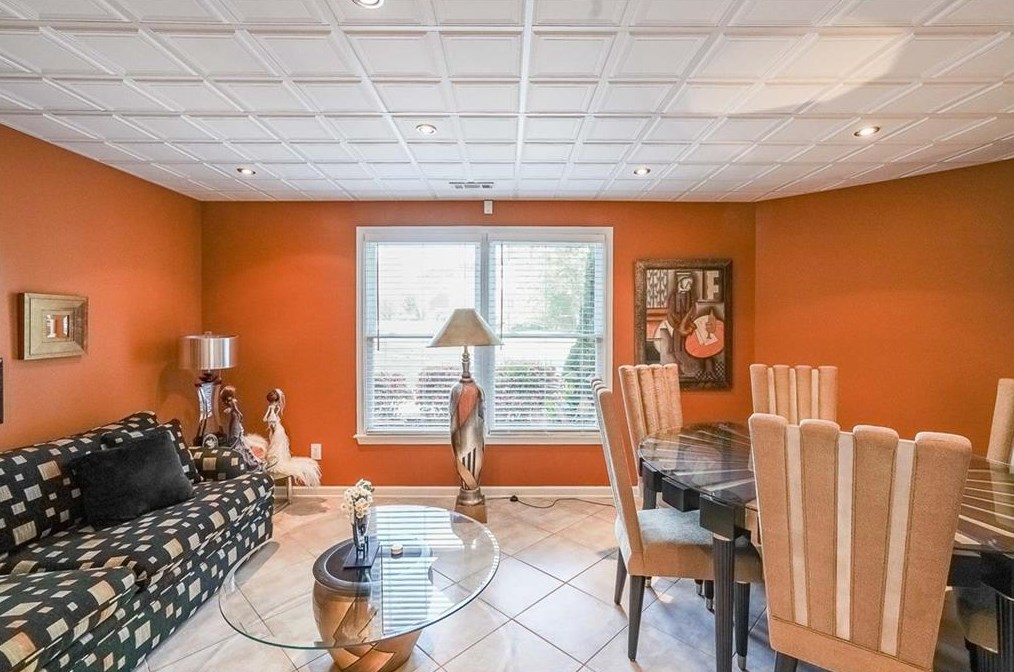 245 Bentwater Dr, Acworth GA  30101-8565 exterior