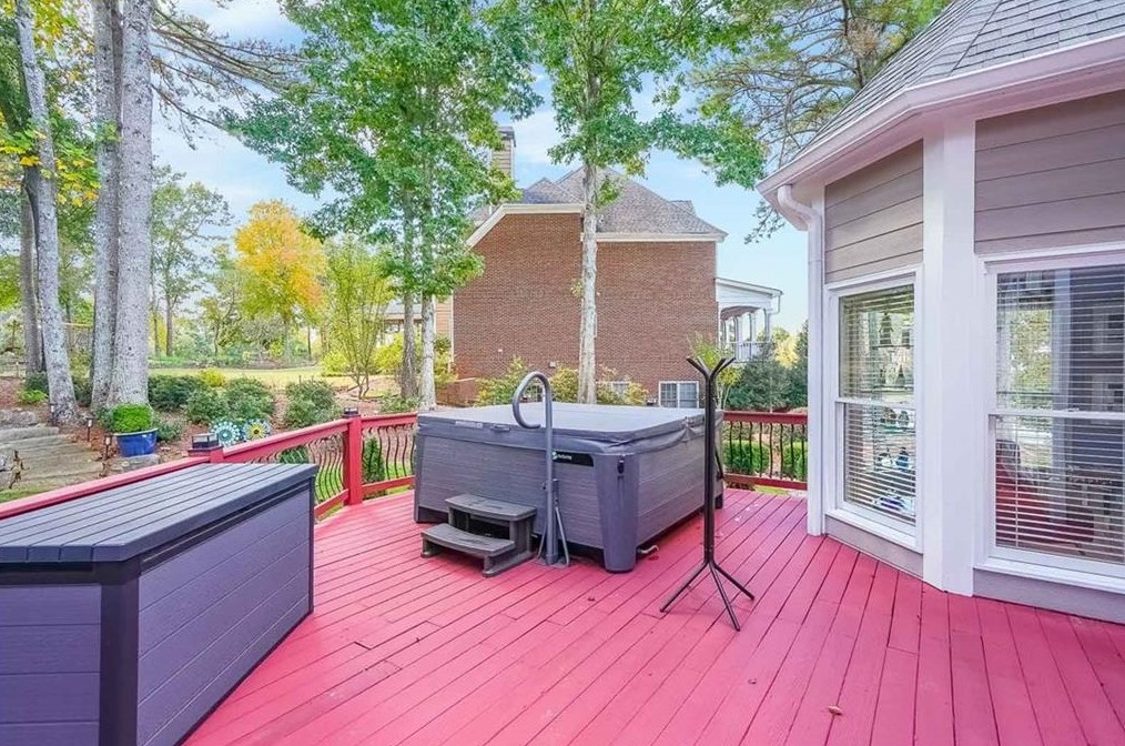 245 Bentwater Dr, Acworth GA  30101-8565 exterior