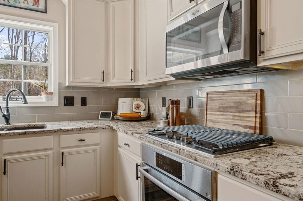 322 Holland Creek Ct, Powder Springs GA  30127-6304 exterior