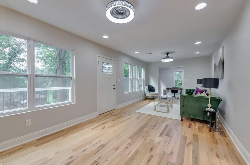 411 Pomona Cir, Atlanta GA  30315-7229 exterior