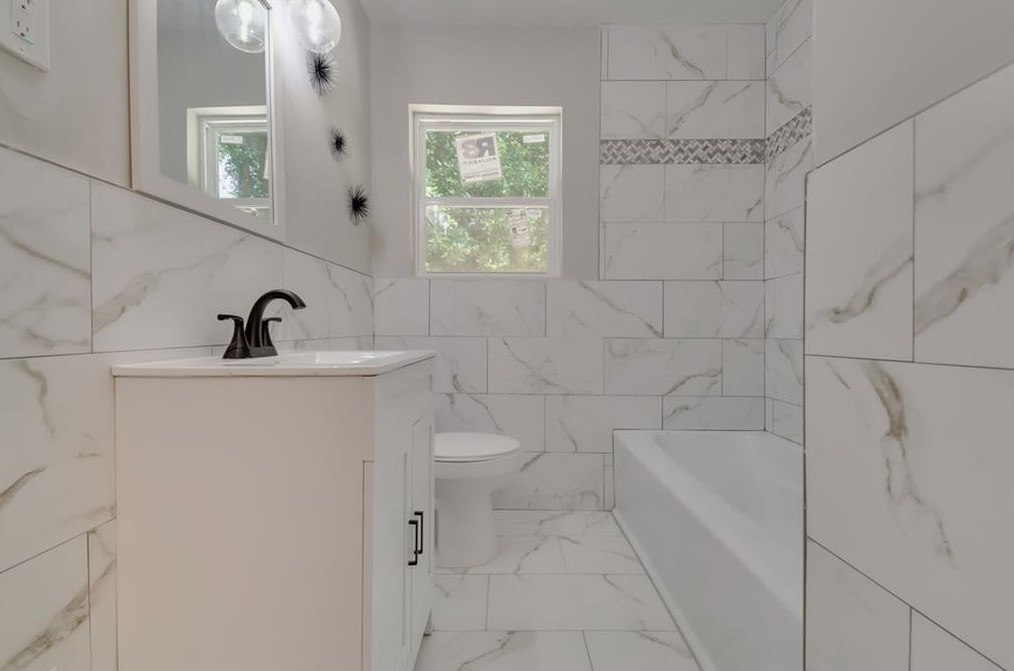 411 Pomona Cir, Atlanta GA  30315-7229 exterior