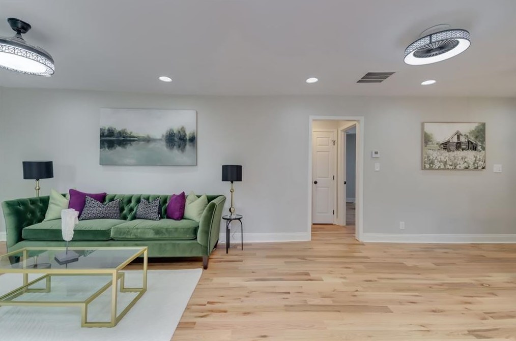 411 Pomona Cir, Atlanta GA  30315-7229 exterior