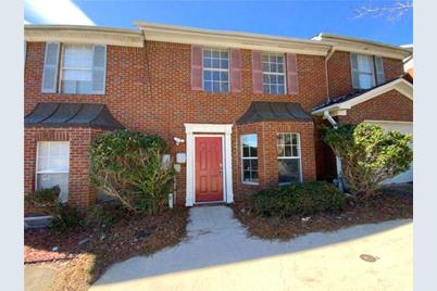 5677 Wind Gate Lane, Lithonia, GA 30058 - Photo 1