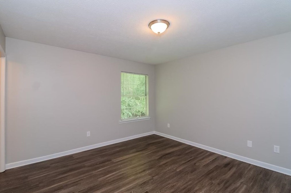 2467 Deep Shoals Cir, Decatur GA  30034-1238 exterior