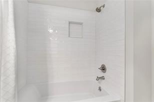 1407 Oakridge Cir - Photo 15