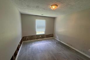 4490 Jackam Ridge Ct, Lithonia, GA 30038-6291