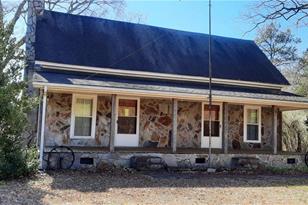 11953 Henderson Mountain Rd, Fairmount, GA 30139 - Photo 1