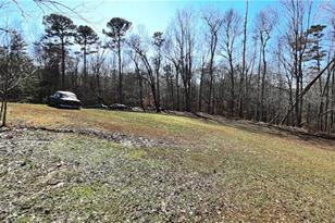 11953 Henderson Mountain Rd, Fairmount, GA 30139 - Photo 15