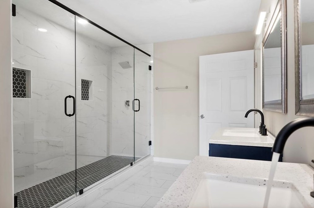 315 Amador Cir, Atlanta GA  30350-4001 exterior