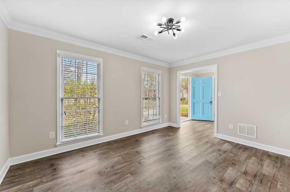 315 Amador Cir, Atlanta GA  30350-4001 exterior