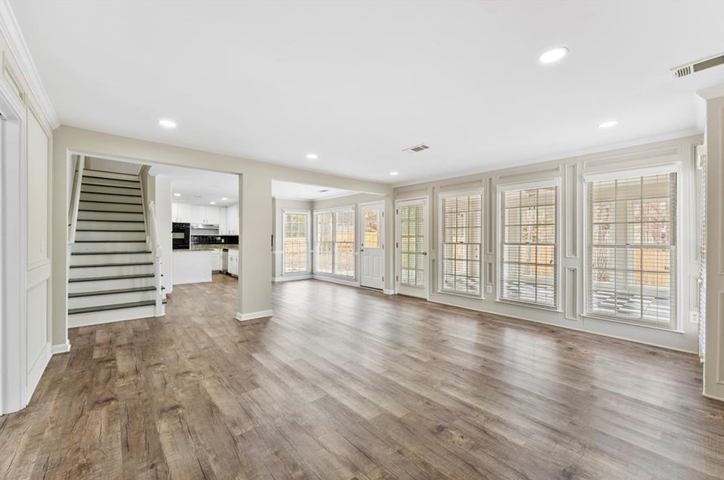 315 Amador Cir, Atlanta GA  30350-4001 exterior