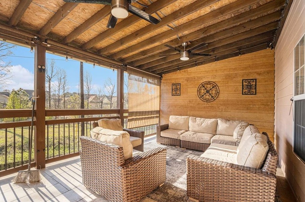 240 Morton Creek Cir, Alpharetta GA  30022-8100 exterior