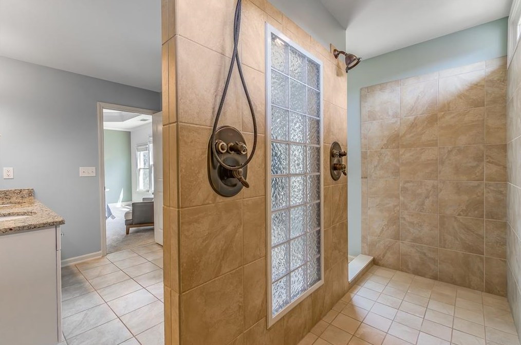 2556 Kickerillo Way, Atlanta GA  30316-3232 exterior
