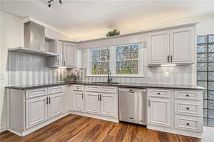 3371 Luxembourg Cir - Photo 29