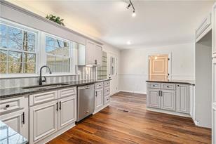 3371 Luxembourg Cir - Photo 27