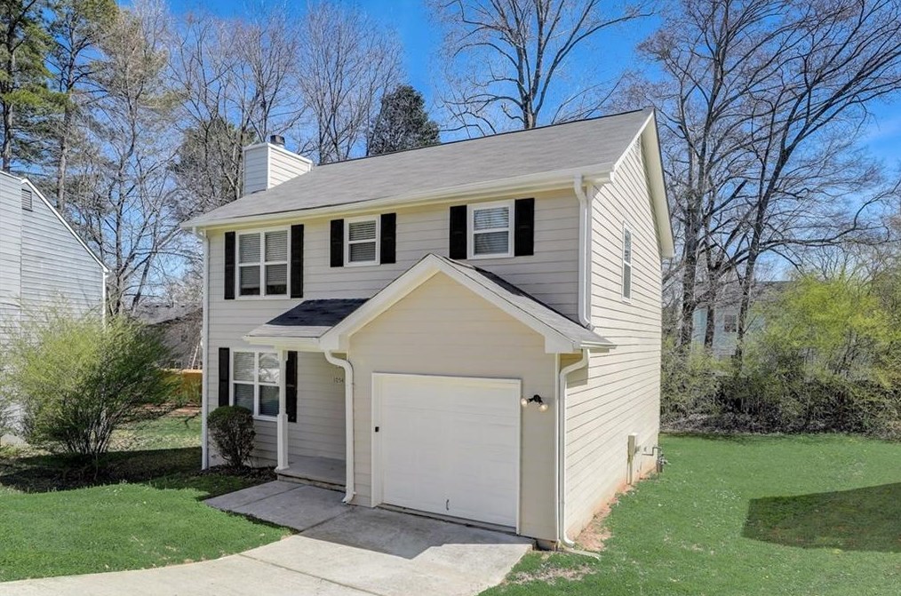1054 Autumn Crest Ct, Stone Mountain GA  30083-5155 exterior