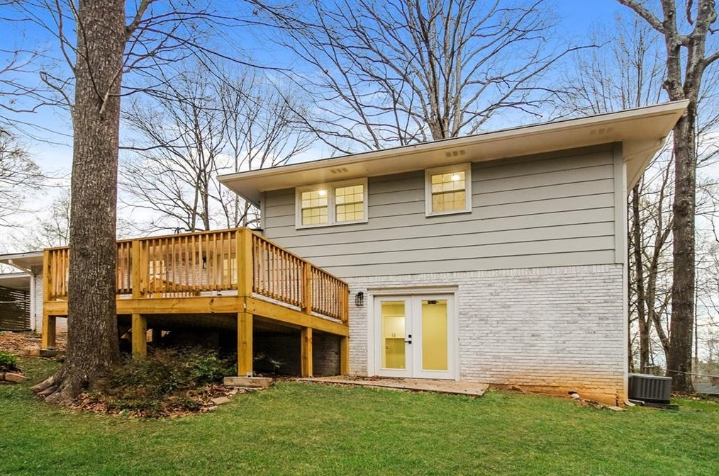 6806 Womack Ct, Atlanta GA  30360-1533 exterior