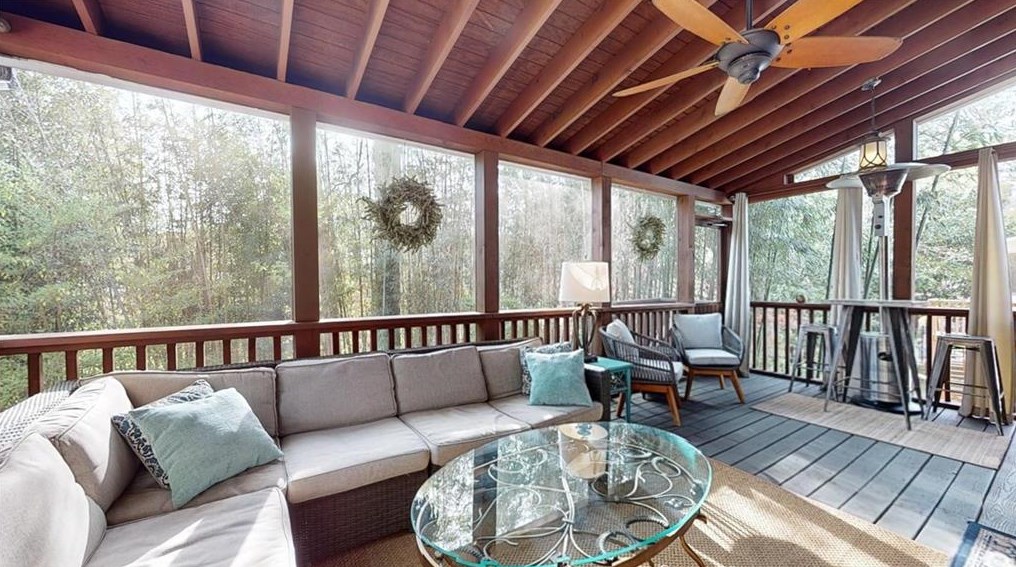 1557 Reserve Cir, Decatur GA  30033-1538 exterior