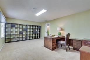 681 Hilton Ave - Photo 35