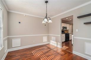 5452 Mayfair Crossing Dr - Photo 7