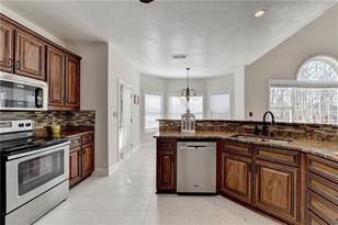 1558 Macy Ln - Photo 17