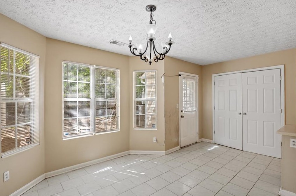 3818 Waldrop Ln, Decatur GA  30034-6789 exterior