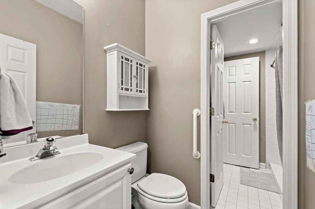 215 Ridley Ln, Decatur GA  30030-2912 exterior