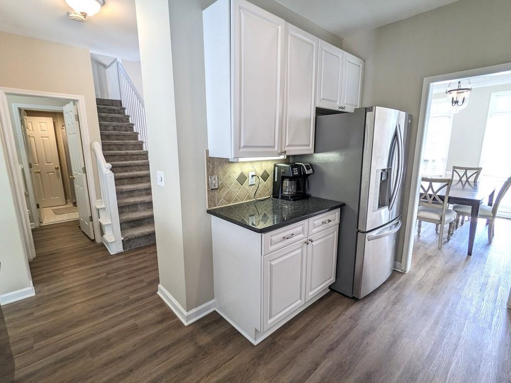 215 Ridley Ln, Decatur GA  30030-2912 exterior