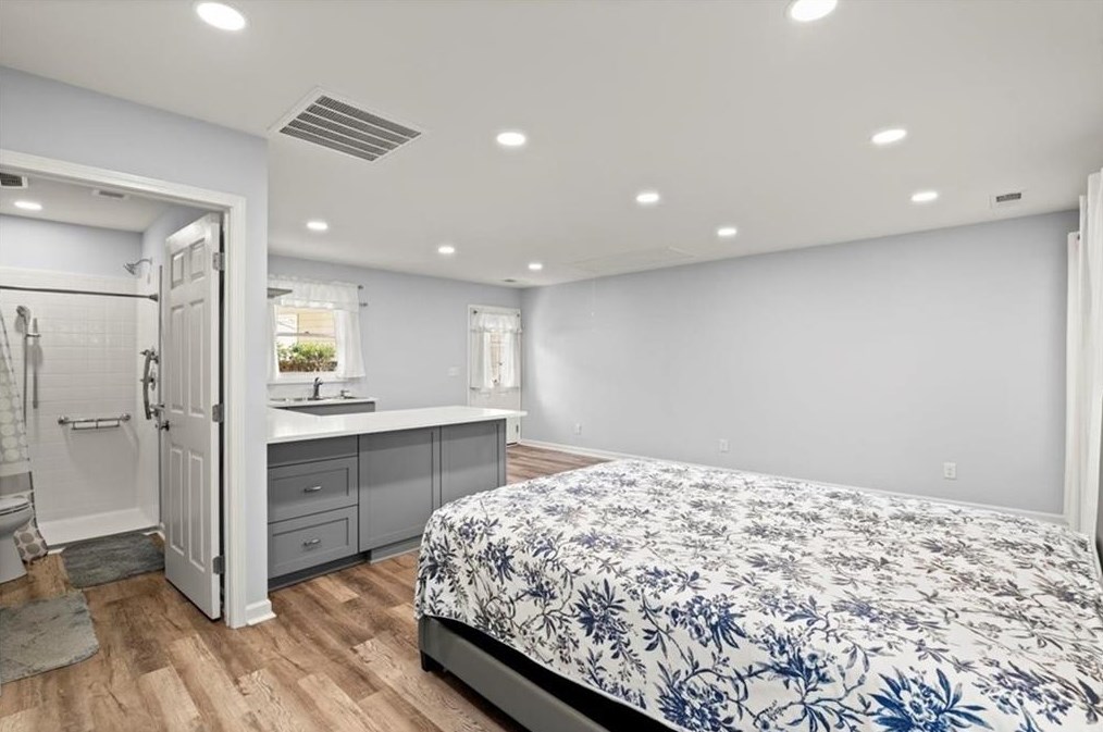 215 Ridley Ln, Decatur GA  30030-2912 exterior