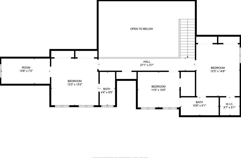 5015 Willow Bluff Dr, Atlanta GA  30350-1035 exterior